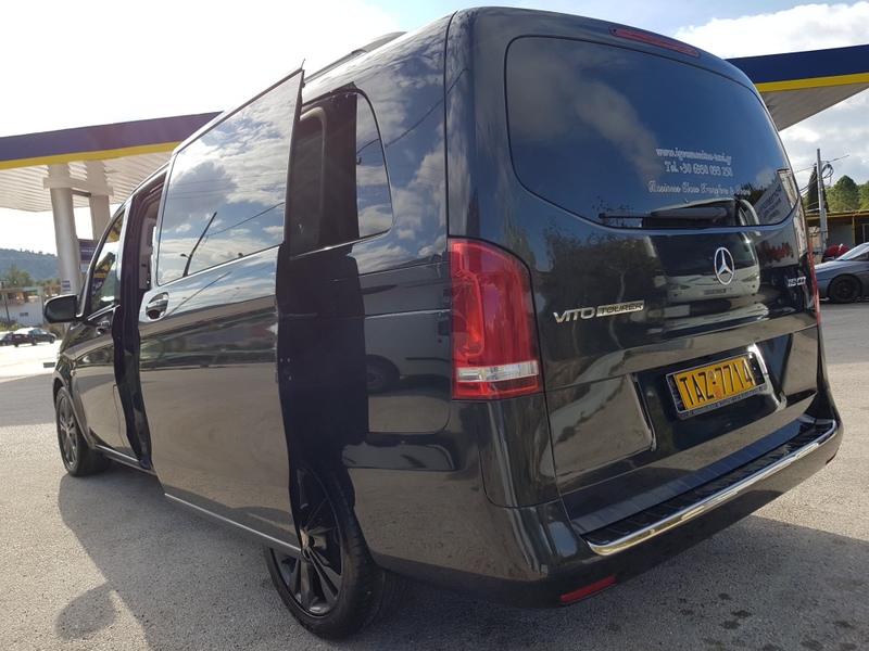 Mini Van 03
